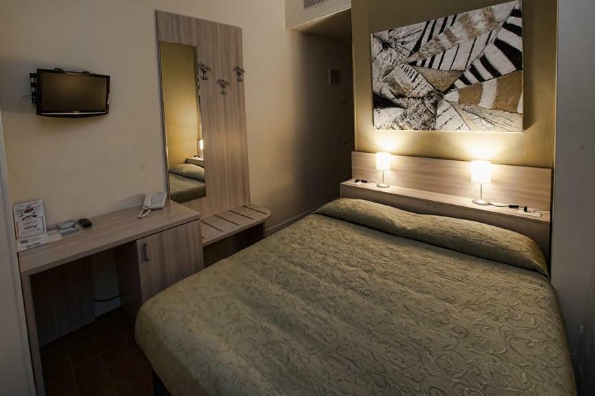 Hotel Scacciapensieri เน็ตตูโน ภายนอก รูปภาพ
