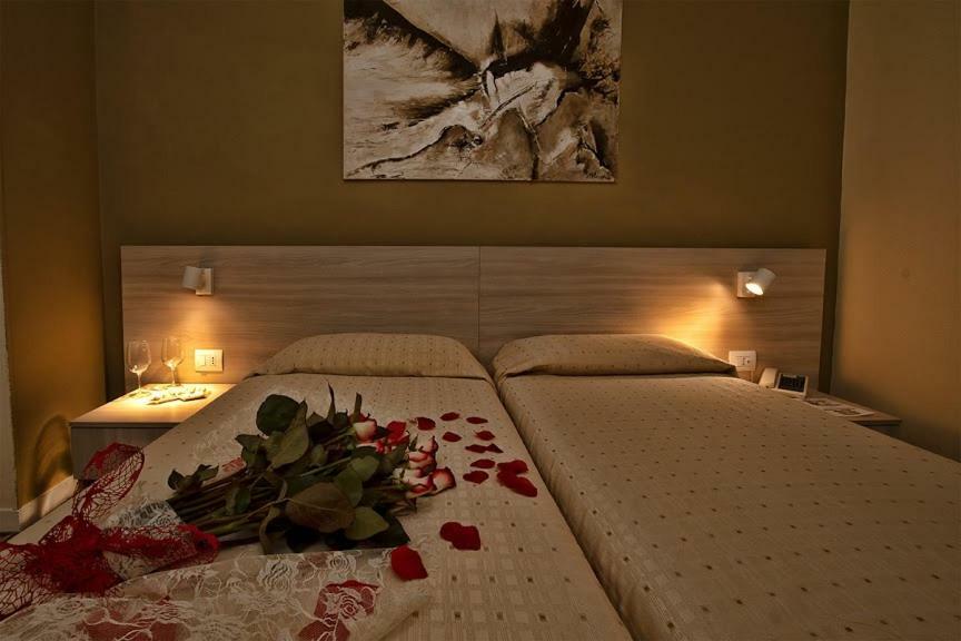 Hotel Scacciapensieri เน็ตตูโน ภายนอก รูปภาพ
