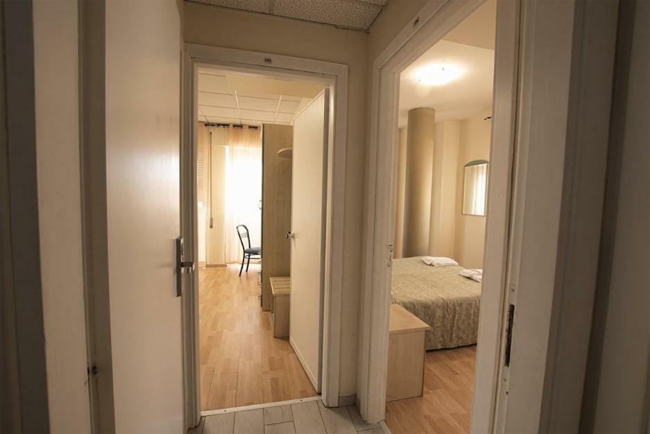 Hotel Scacciapensieri เน็ตตูโน ภายนอก รูปภาพ