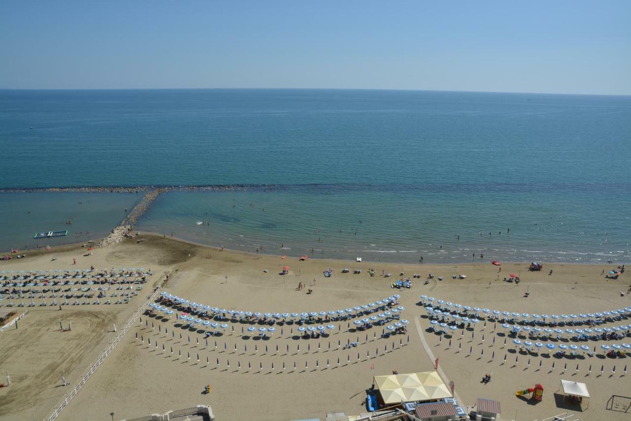 Hotel Scacciapensieri เน็ตตูโน ภายนอก รูปภาพ